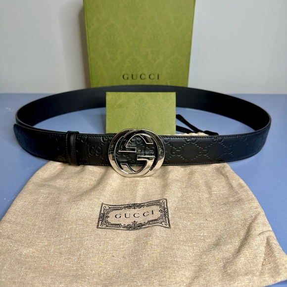 GUCCI SIGNATURE LEATHER BELT - Picture 2 of 3
